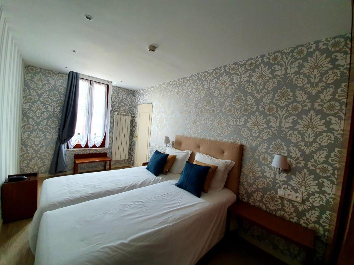 Hotel Croix Blanche de Sologne à Chaumont-sur-Tharonne Extérieur photo