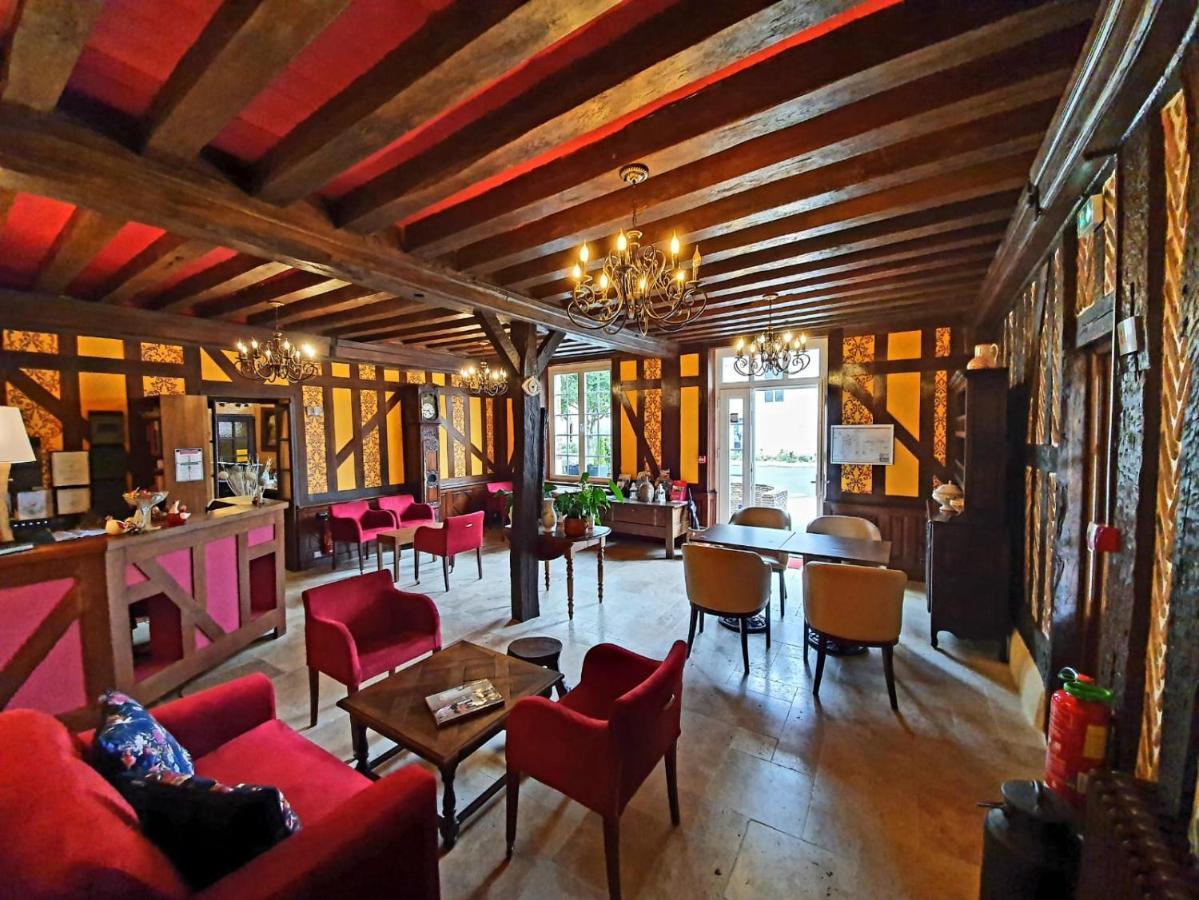 Hotel Croix Blanche de Sologne à Chaumont-sur-Tharonne Extérieur photo