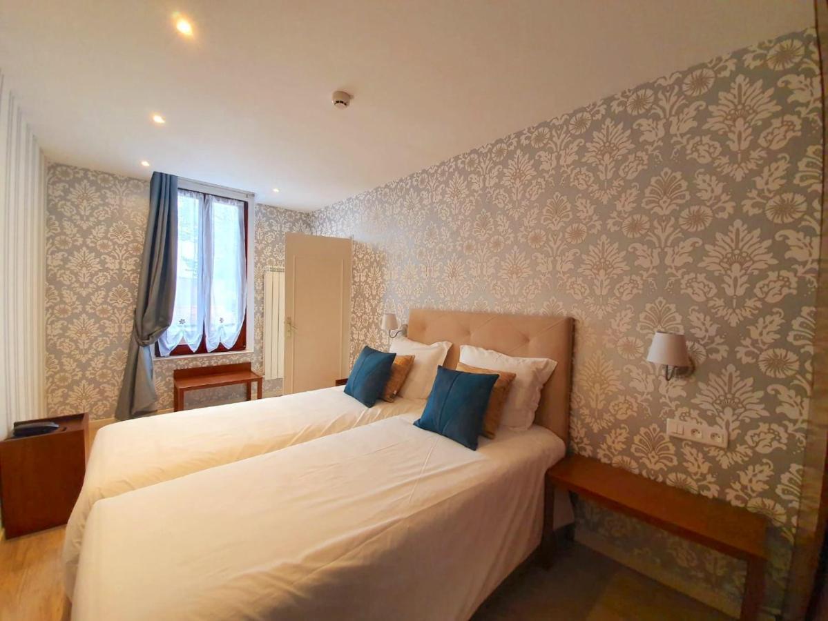 Hotel Croix Blanche de Sologne à Chaumont-sur-Tharonne Extérieur photo