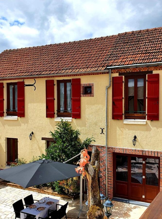 Hotel Croix Blanche de Sologne à Chaumont-sur-Tharonne Extérieur photo